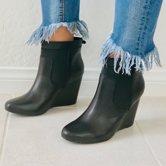 NIB Black Distressed Leather Wedge Ankle Bootie - Picture 2 of 7